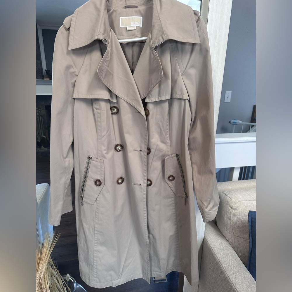 Women's Tan Trench Coat